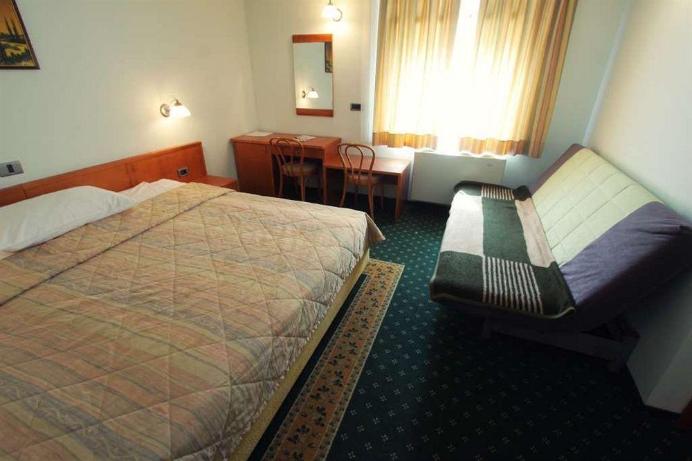 Grandvid Hotel Skofljica Luaran gambar