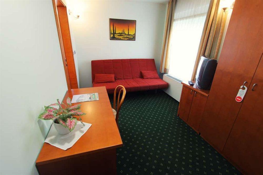Grandvid Hotel Skofljica Luaran gambar