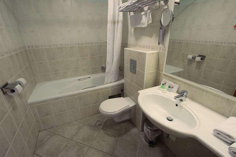 Grandvid Hotel Skofljica Luaran gambar