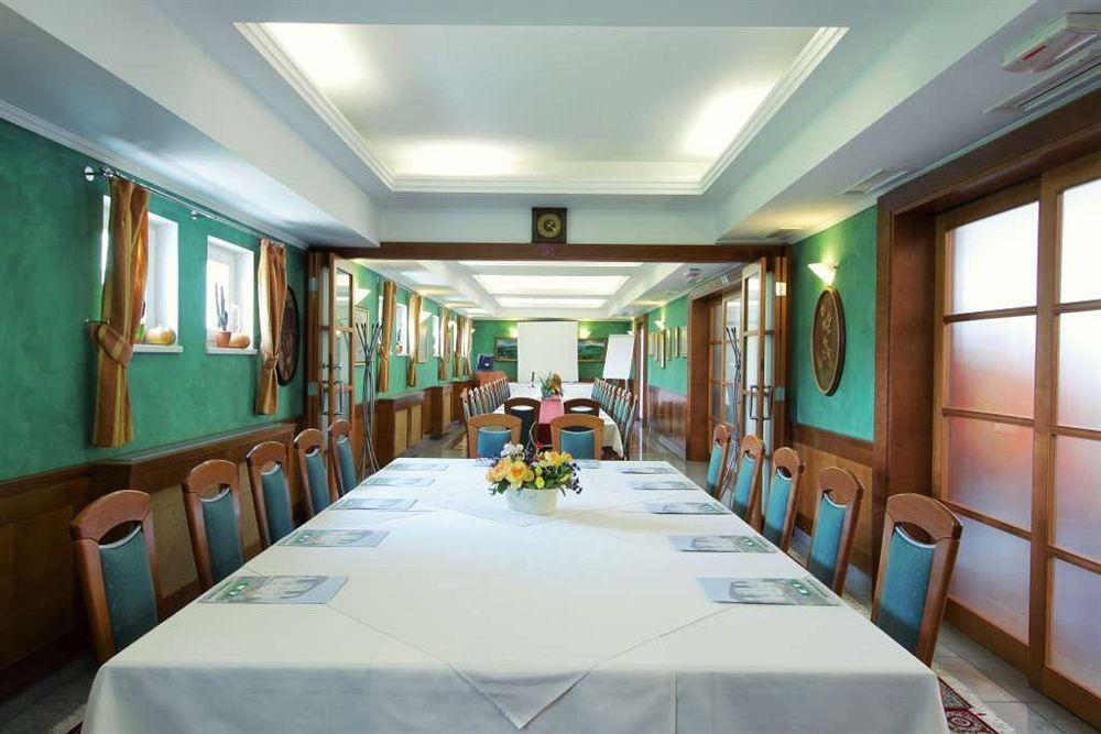 Grandvid Hotel Skofljica Luaran gambar