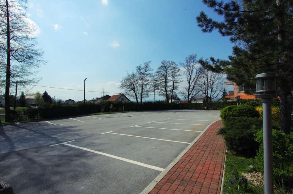 Grandvid Hotel Skofljica Luaran gambar
