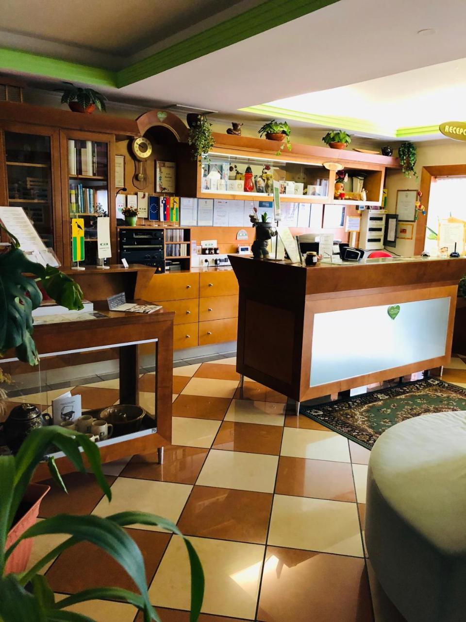 Grandvid Hotel Skofljica Luaran gambar