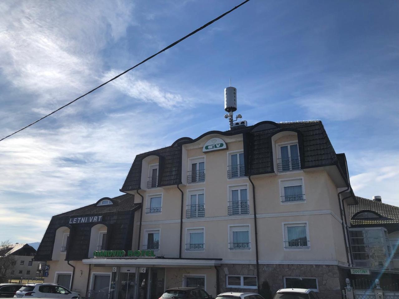 Grandvid Hotel Skofljica Luaran gambar
