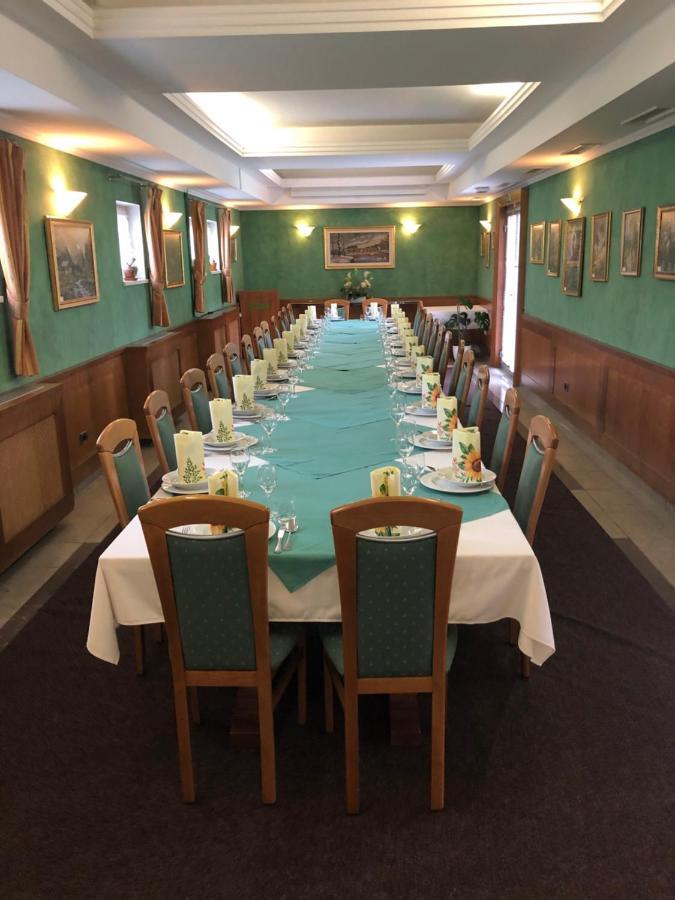 Grandvid Hotel Skofljica Luaran gambar